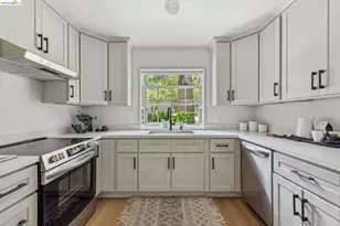 635 Canyon Oaks Dr, Oakland, CA 94605 - Photo 14