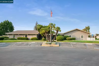 2159 Dalis Drive #106, Concord, CA 94520 - Photo 18
