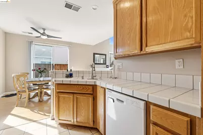 4916 Willowbrook Way, Antioch, CA 94531 - Photo 14