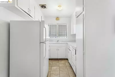 635 15th St, Oakland, CA 94606 - Photo 8