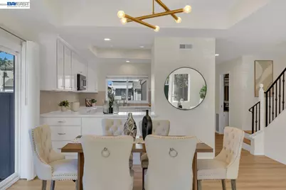 828 Columba Ln, Foster City, CA 94404 - Photo 14