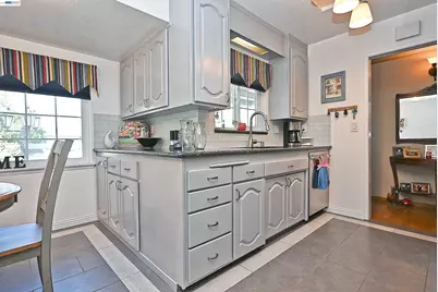 5332 Selma Ave, Fremont, CA 94536 - Photo 6