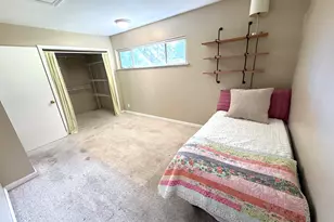 17121 Laurel Rd, Los Gatos, CA 95033 - Photo 16