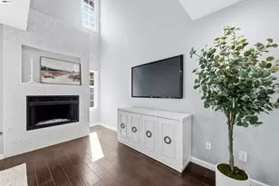 4159 Amberwood Cir, Pleasanton, CA 94588 - Photo 6