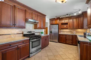 1106 Trojan Ave, San Leandro, CA 94579 - Photo 6