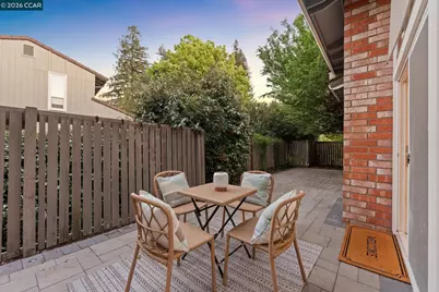 87 Rolling Green Circle, Pleasant Hill, CA 94523 - Photo 34