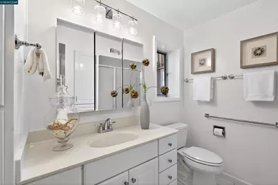 1548 Golden Rain Rd #2, Walnut Creek, CA 94595 - Photo 14