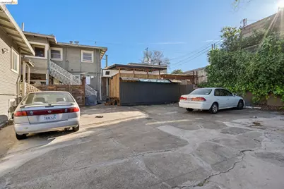 3558 Maple Ave, Oakland, CA 94602 - Photo 12