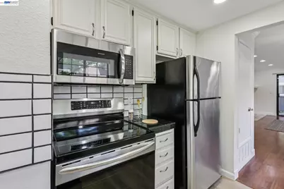 34671 Agree Ter, Fremont, CA 94555 - Photo 8