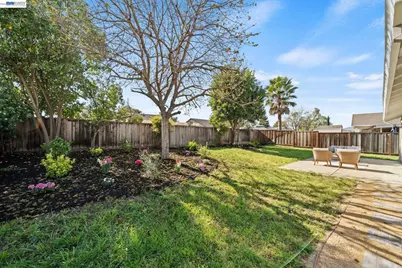1686 Rhododendron Dr, Livermore, CA 94551 - Photo 36