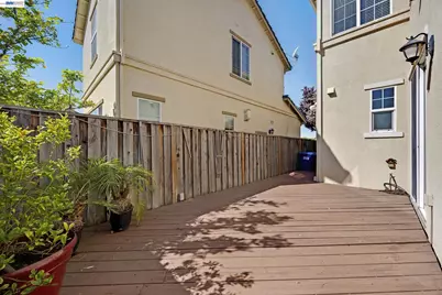 576 Herb White Way, Pittsburg, CA 94565 - Photo 40