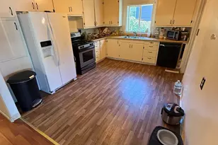 1050 Sierra Ave, Martinez, CA 94553 - Photo 10