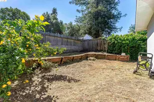 1050 Sierra Ave, Martinez, CA 94553 - Photo 36