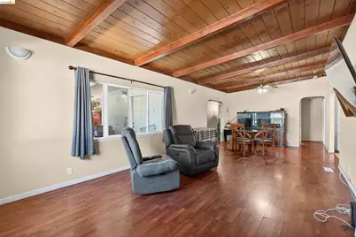 1050 Sierra Ave, Martinez, CA 94553 - Photo 8