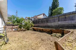 1050 Sierra Ave, Martinez, CA 94553 - Photo 34