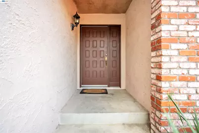 2380 Cabrillo Dr, Hayward, CA 94545 - Photo 38