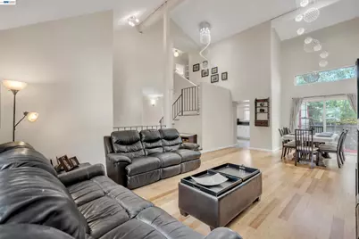 2380 Cabrillo Dr, Hayward, CA 94545 - Photo 1