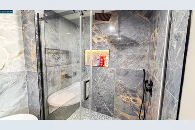 348 Valle Vista Ave, Vallejo, CA 94590 - Photo 18