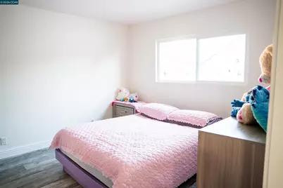 348 Valle Vista Ave, Vallejo, CA 94590 - Photo 10