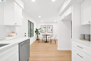 34380 Gadwall Common, Fremont, CA 94555 - Photo 8