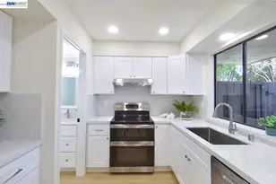 34380 Gadwall Common, Fremont, CA 94555 - Photo 12