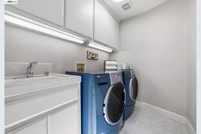 6031 Hedgecrest Cir, San Ramon, CA 94582 - Photo 44