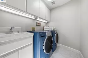 6031 Hedgecrest Cir, San Ramon, CA 94582 - Photo 44