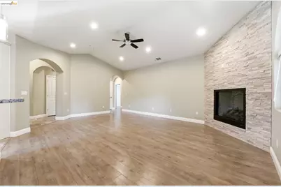 1747 1st Ave, Walnut Creek, CA 94597 - Photo 10