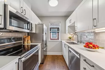 24 Bayside Ct, Richmond, CA 94804 - Photo 12