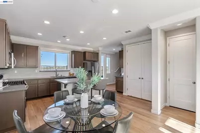 2413 Golden Way, Fairfield, CA 94533 - Photo 4