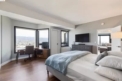 6363 Christie Ave. #2327, Emeryville, CA 94608 - Photo 30