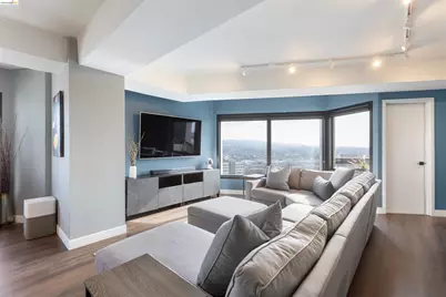 6363 Christie Ave. #2327, Emeryville, CA 94608 - Photo 2