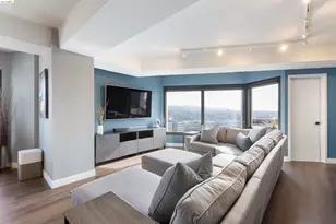 6363 Christie Ave, Emeryville, CA 94608 - Photo 2