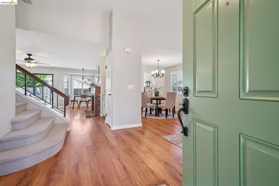 211 Meadowlark Way, Hercules, CA 94547 - Photo 4