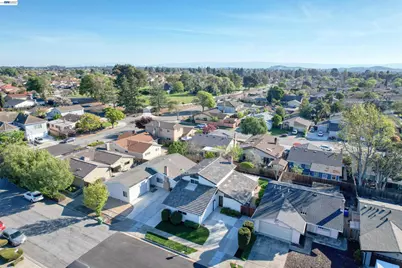 32471 Lake Ree St, Fremont, CA 94555 - Photo 26