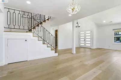 124 Erin Dr, Vallejo, CA 94589 - Photo 8