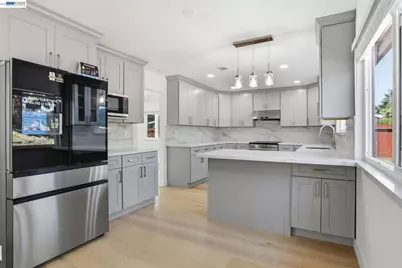 124 Erin Dr, Vallejo, CA 94589 - Photo 6