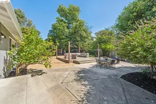 2751 Perlita Ct, Hayward, CA 94541 - Photo 40