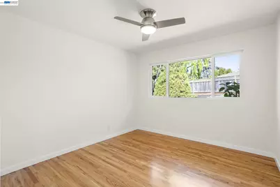 2526 Oakes Dr, Hayward, CA 94542 - Photo 22