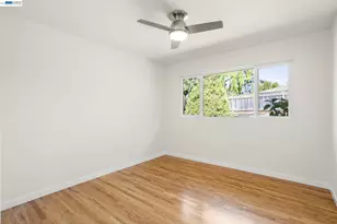 2526 Oakes Dr, Hayward, CA 94542 - Photo 22