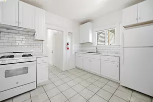 2628 22nd Ave, Oakland, CA 94606 - Photo 18