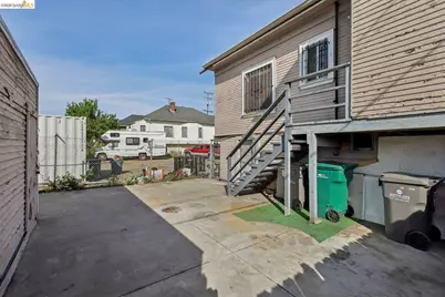 1201 41st Ave, Oakland, CA 94601 - Photo 30
