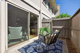 530 La Conner Dr, Sunnyvale, CA 94087 - Photo 6