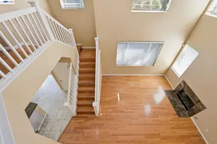 110 Pear Ln, Union City, CA 94587 - Photo 16