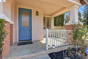 110 Pear Ln, Union City, CA 94587 - Photo 4
