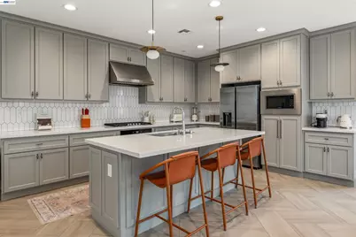 133 Frost Dr, Mountain House, CA 95391 - Photo 6