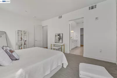 1748 Kilowatt Way #402, Fremont, CA 94539 - Photo 34