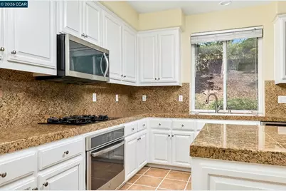 2919 Carlingford Ln, Vallejo, CA 94591 - Photo 6