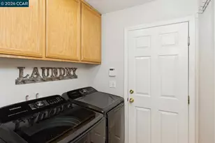 592 Ross Cir, Martinez, CA 94553 - Photo 14