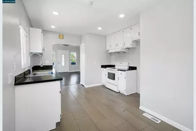 1118 75th Ave, Oakland, CA 94621 - Photo 4